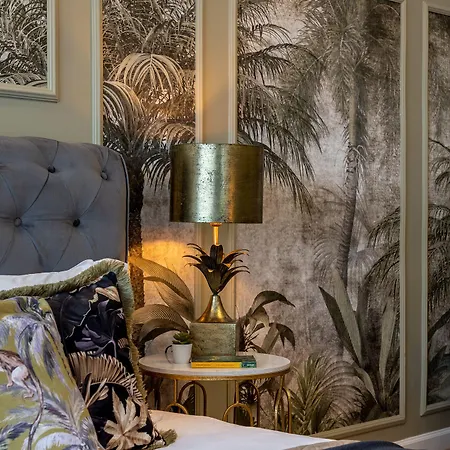 Apartamento Views Of Palace Of The Parliament 3br Safari Design