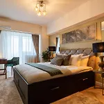 公寓 Views Of Palace Of The Parliament 3br Safari Design *