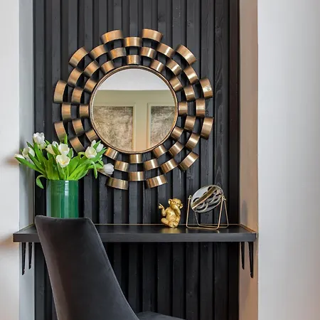 Views Of Palace Of The Parliament 3br Safari Design * Bucarest