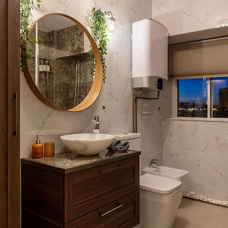 Apartament Views Of Palace Of The Parliament 3br Safari Design *