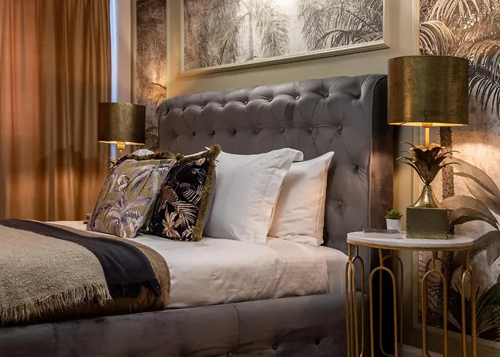 Lejlighed Views Of Palace Of The Parliament 3br Safari Design Bukarest