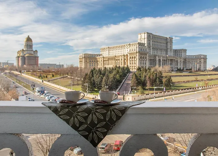 Views Of Palace Of The Parliament 3br Safari Design *