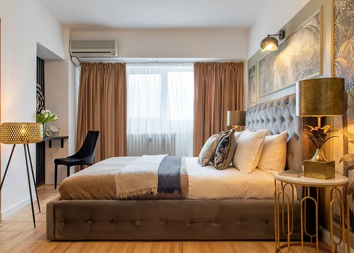 Views Of Palace Of The Parliament 3br Safari Design Apartman *