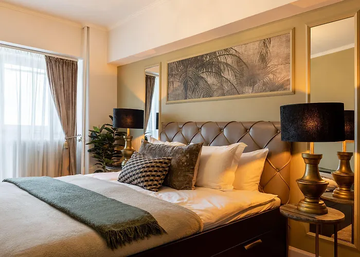 Apartman Views Of Palace Of The Parliament 3br Safari Design *