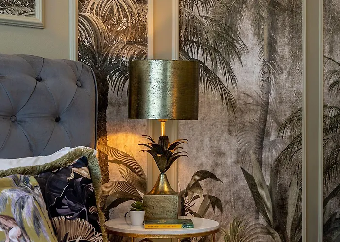 Lejlighed Views Of Palace Of The Parliament 3br Safari Design