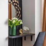 Views Of Palace Of The Parliament 3br Safari Design Apartmán *