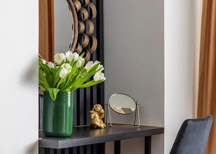 Views Of Palace Of The Parliament 3br Safari Design Apartmán Bukurešť